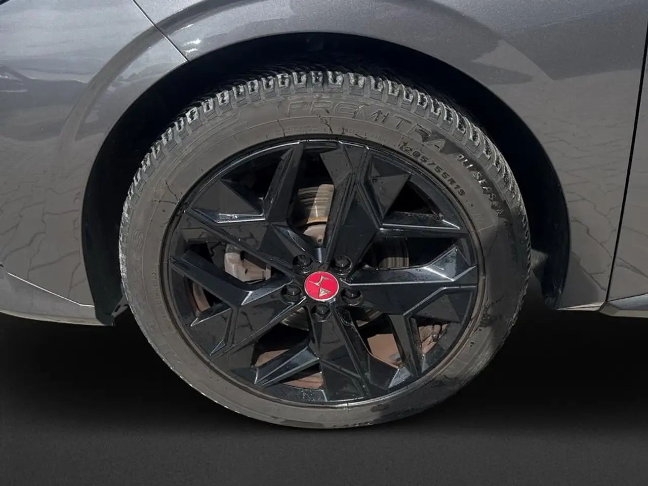 DS Automobiles DS 4 DS 4 PERFORMANCE LINE + PureTech 130 — Vehicle gallery 10