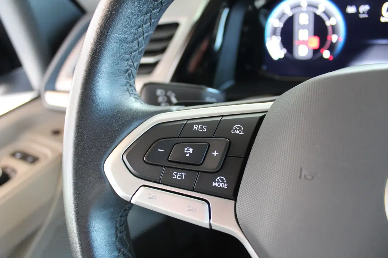Volkswagen T7 Multivan Multivan 2.0 TSI DSG Edition*7.SI*NAVI*VIRT*LED* — معرض صور السيارة 22