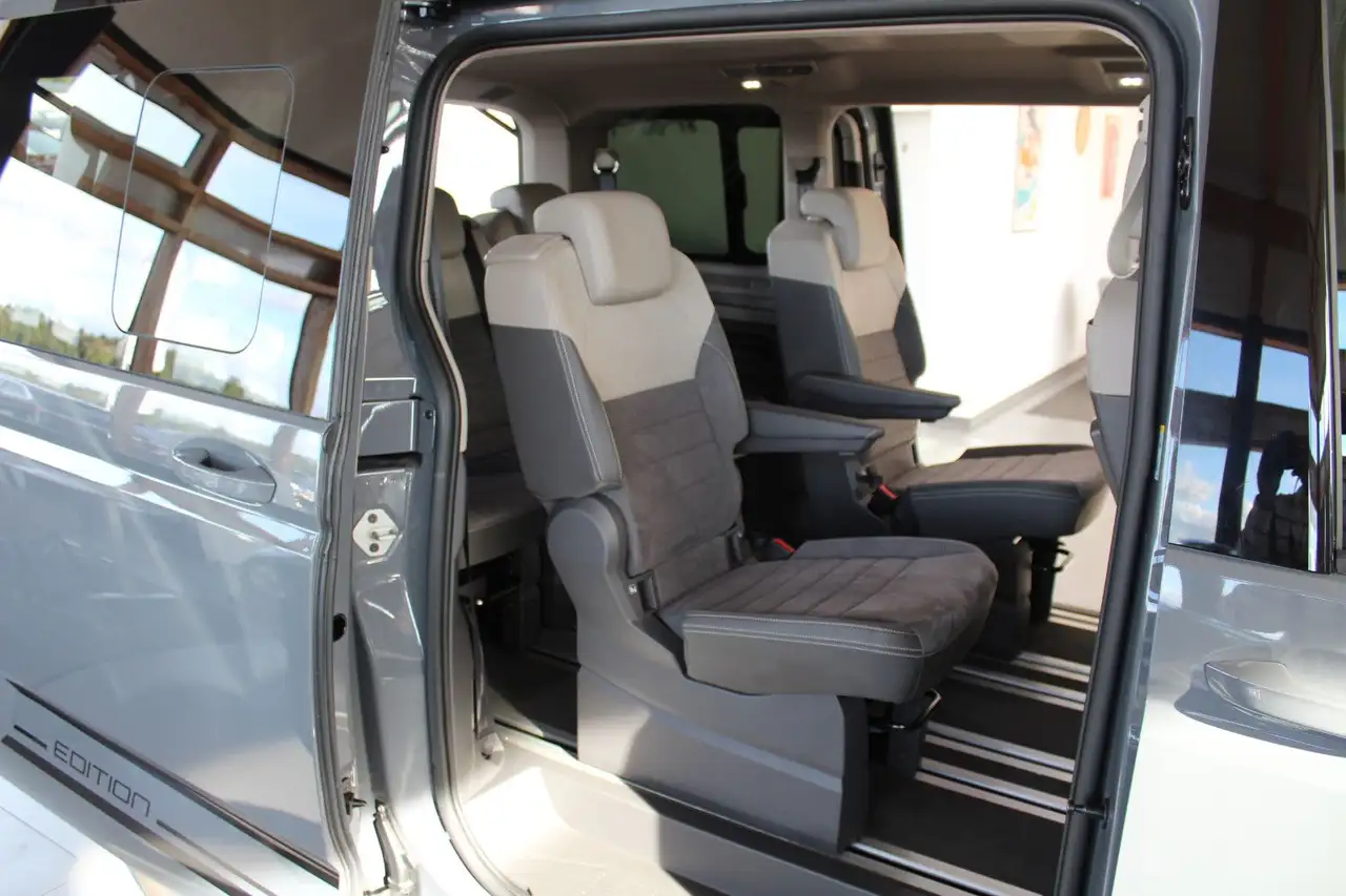 Volkswagen T7 Multivan Multivan 2.0 TSI DSG Edition*7.SI*NAVI*VIRT*LED* — معرض صور السيارة 12