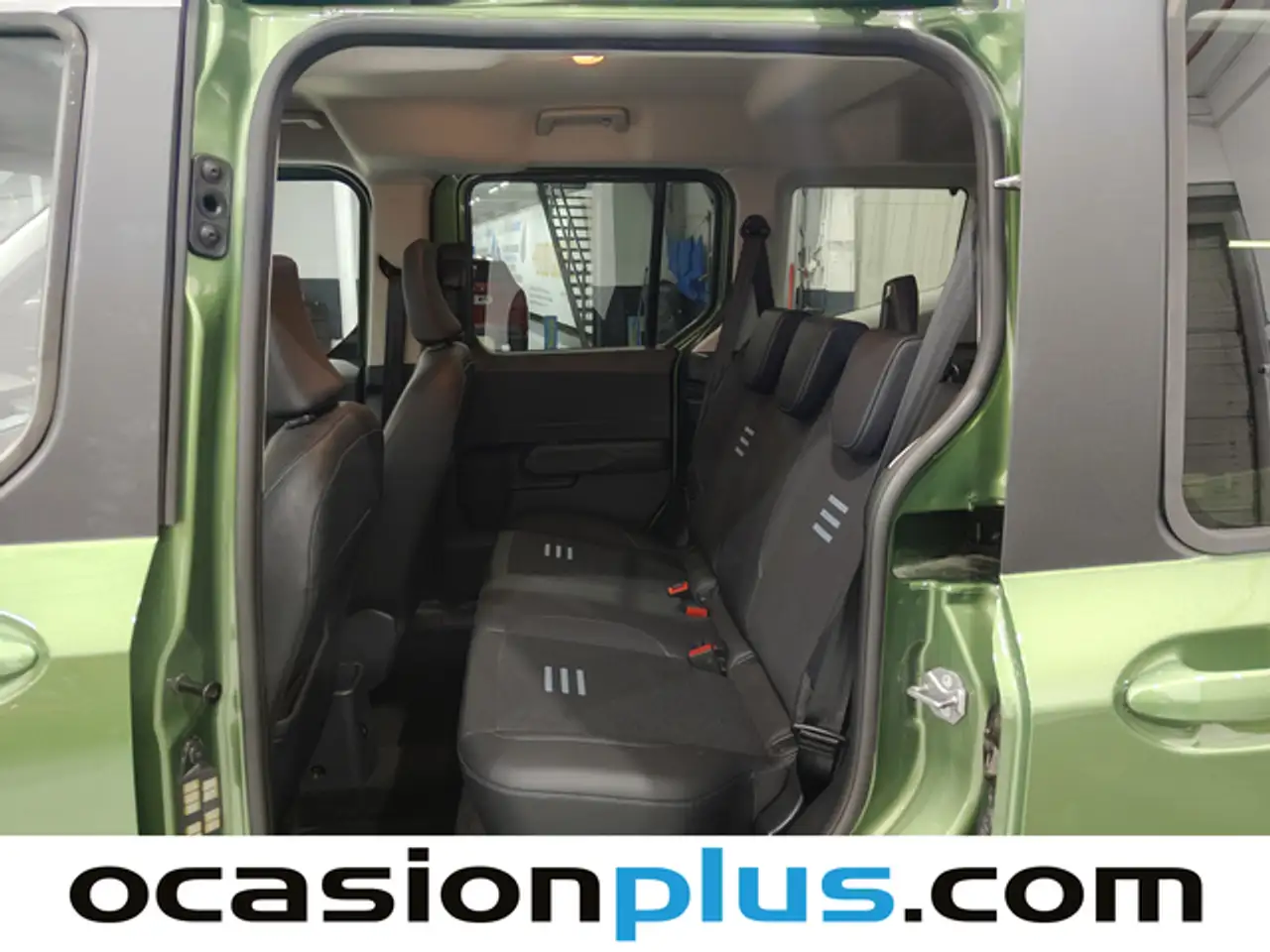 Ford Tourneo Courier 1.0 Ecoboost Active Aut. — Galería del vehículo 11