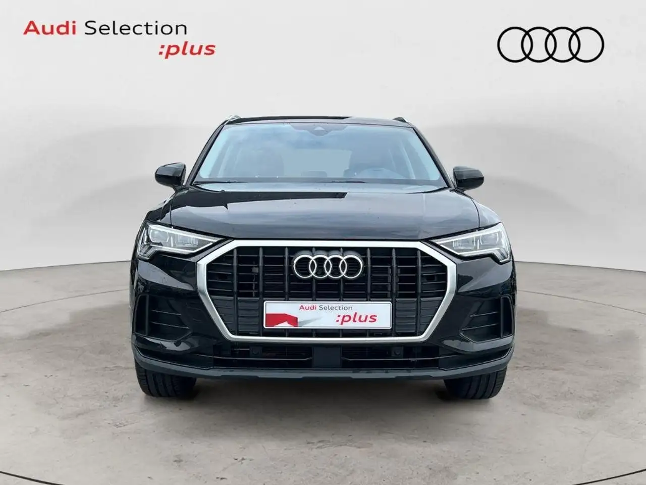 Audi Q3 45 TFSIe Advanced S-tronic — Vehicle gallery 2