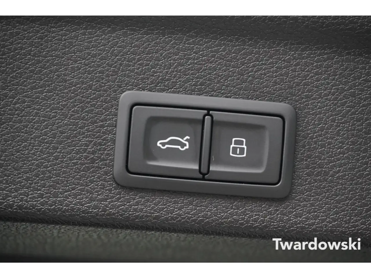 Audi Q3 Sportback S line Keyless Matrix Pano ACC Kamera — معرض صور السيارة 20