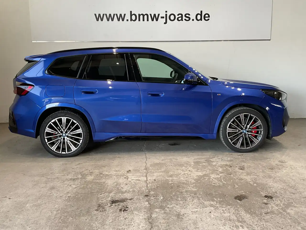 BMW X1 xDrive25e |Glasdach |Aktivsitz |Head-Up — Galerie du véhicule 11