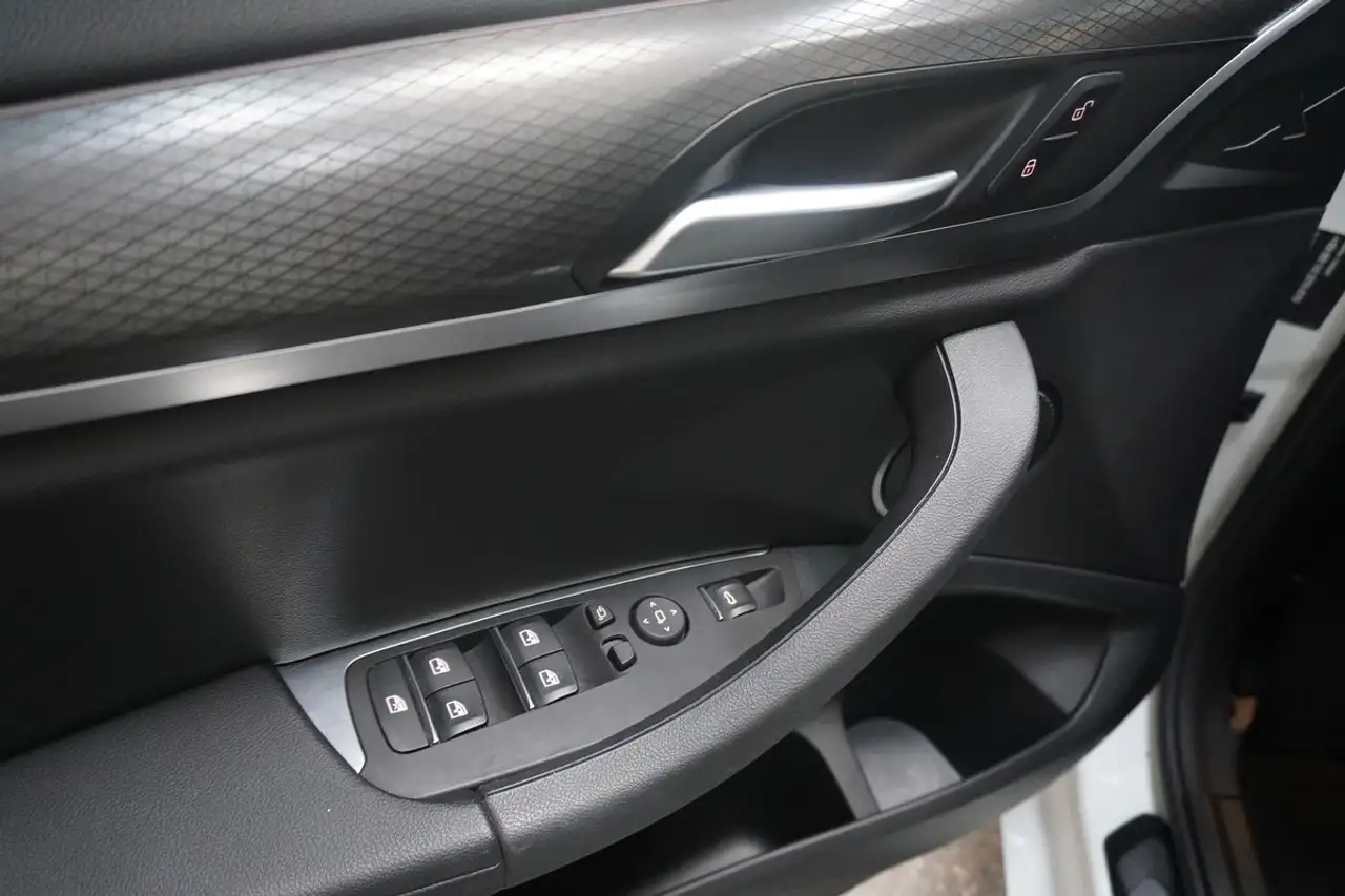 BMW X3 20i xDrive M Sport Shadow LED Leder RCAM — Vehicle gallery 12