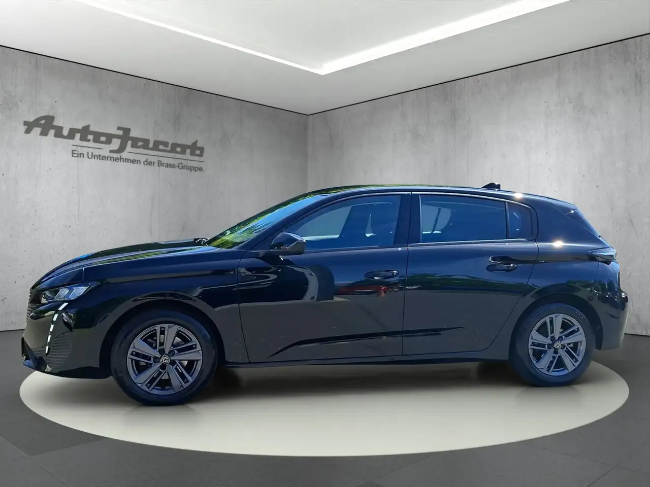Peugeot 308 130 Active Pack — Vehicle gallery 2