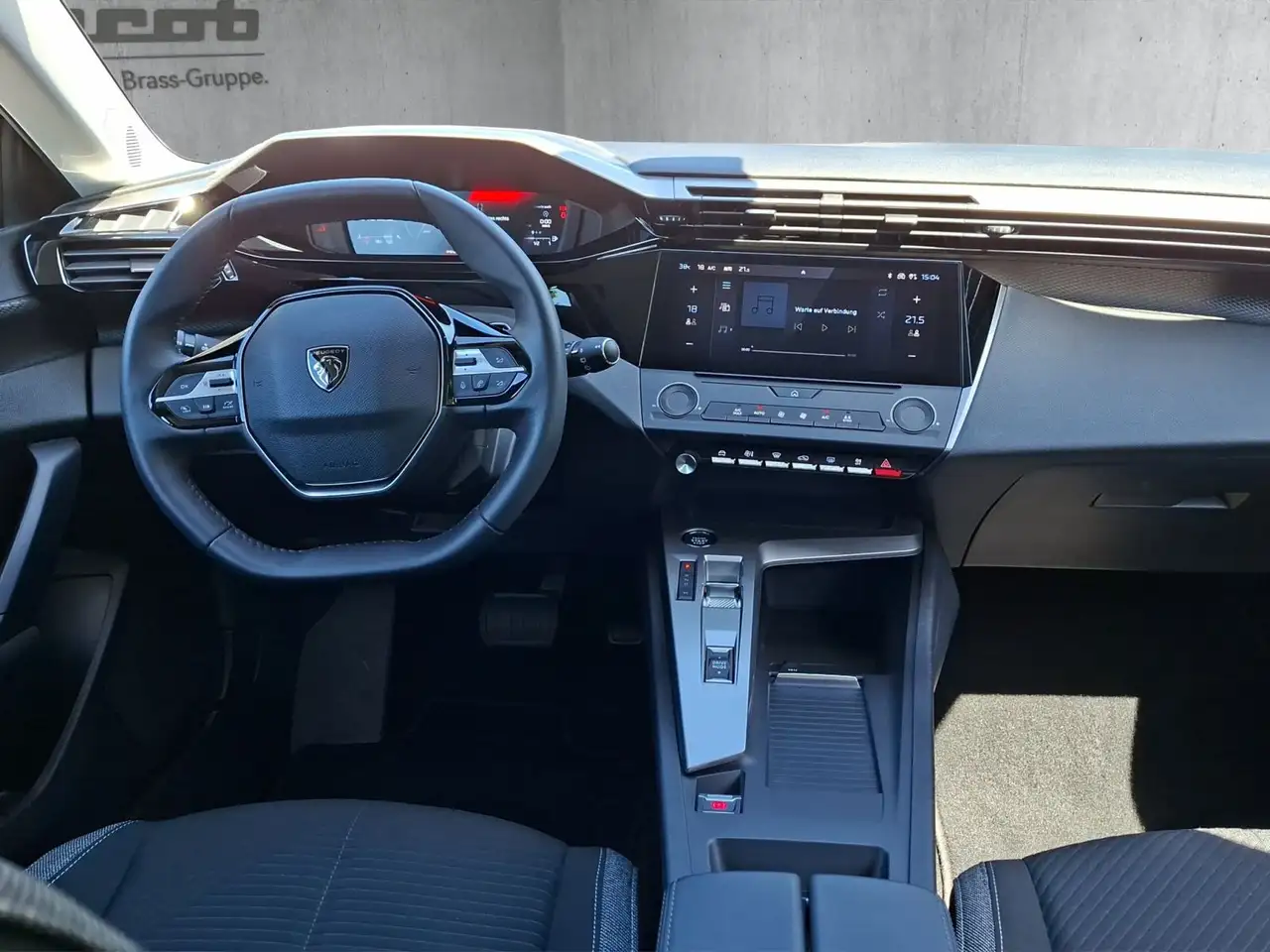 Peugeot 308 130 Active Pack — Vehicle gallery 14