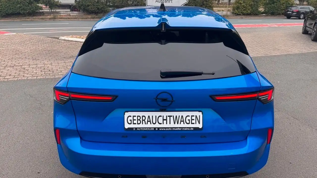 Opel Astra L ST GS 1.2 (130PS) 360°, SHZ, LHZ, LED — Galería del vehículo 4