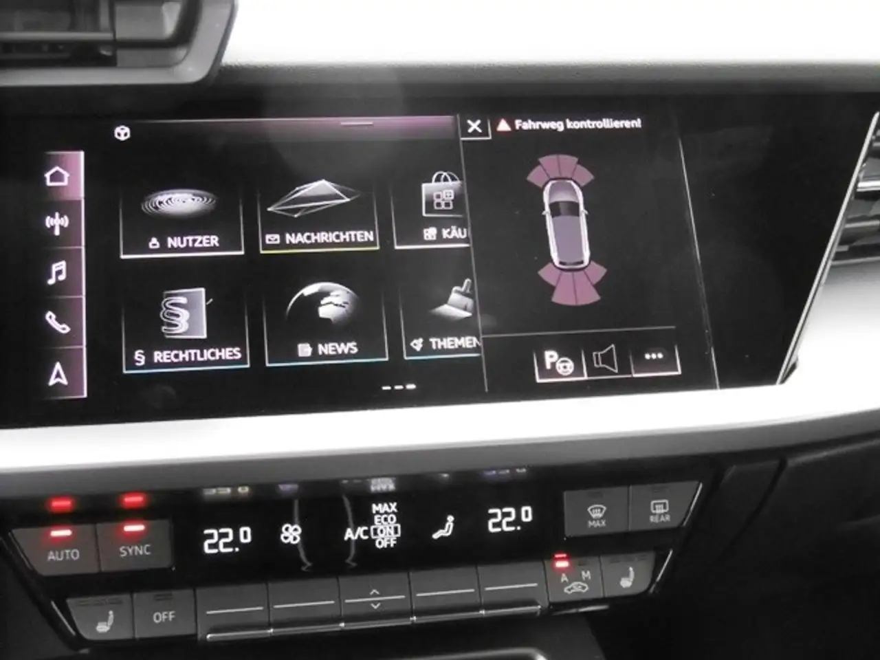 Audi A3 Sportback 35 1.5 TFSI basis Klima Navi — معرض صور السيارة 13