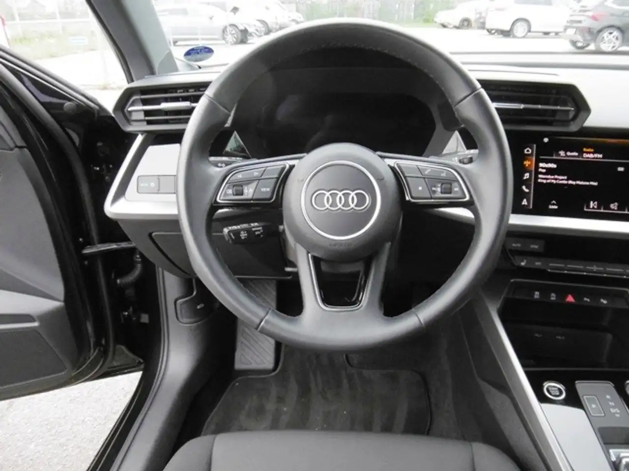 Audi A3 Sportback 35 1.5 TFSI basis Klima Navi — معرض صور السيارة 11