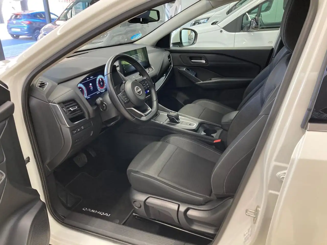 Nissan Qashqai — Galería del vehículo 13