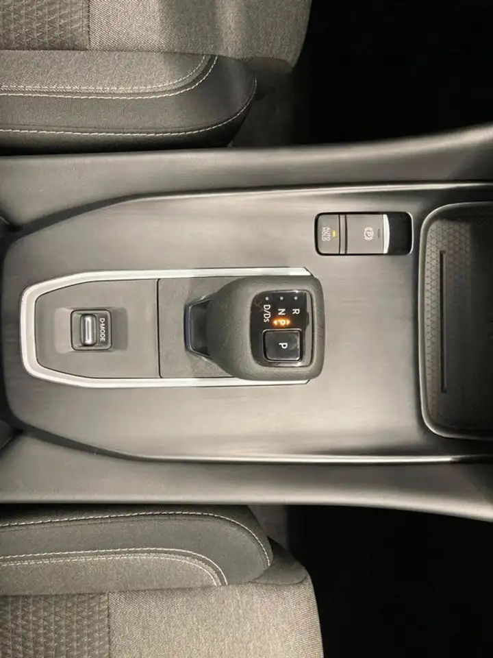 Nissan Qashqai — Galería del vehículo 11