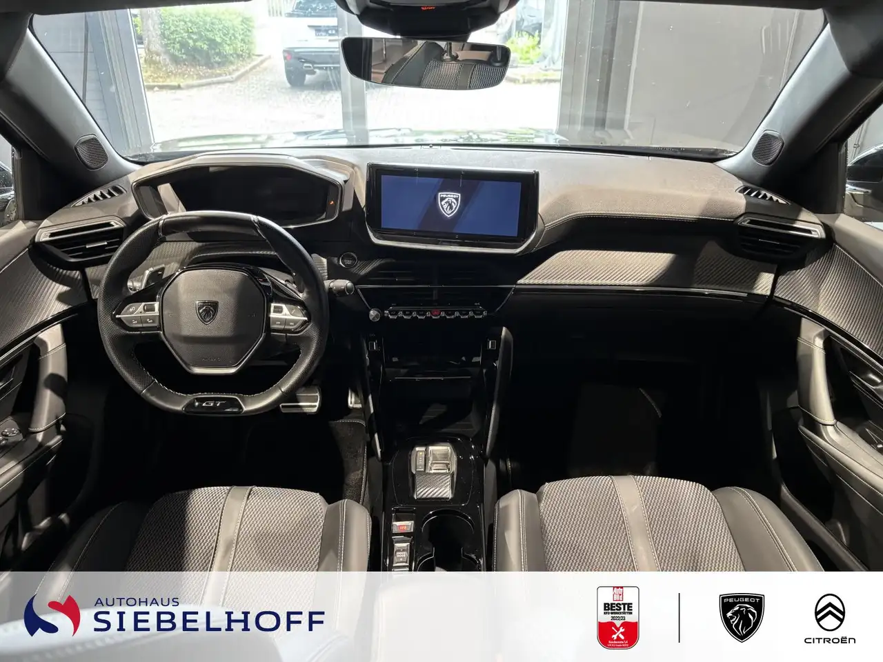 Peugeot 2008 GT PureTech 130 EAT8 — Galerie du véhicule 12