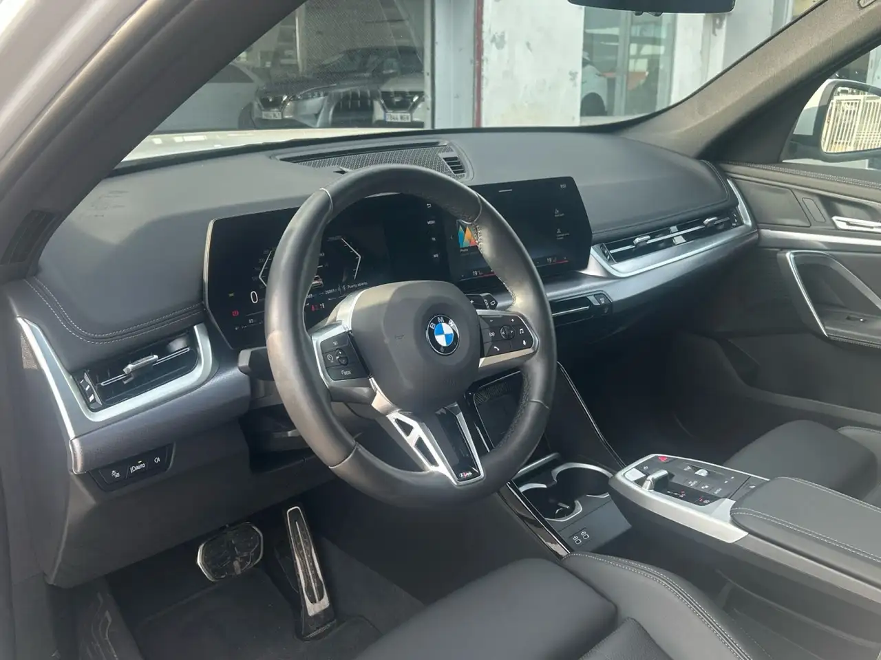 BMW X1 sDrive 20dA — Galerie du véhicule 15