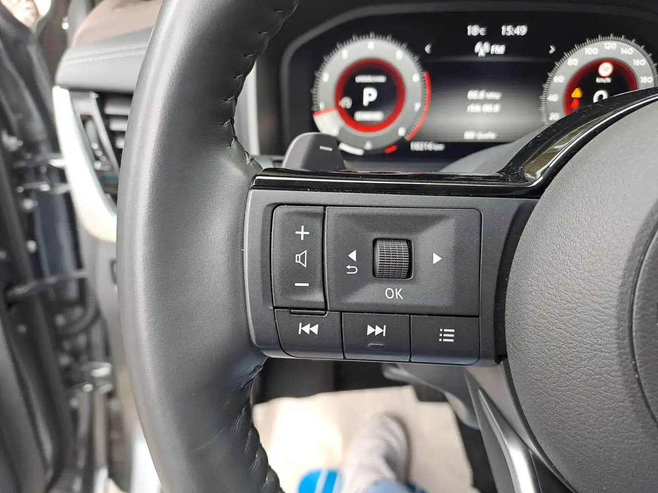 Nissan X-Trail N-Connecta 1.5 AT - MHEV 7-SITZE HUD LED — Galería del vehículo 16