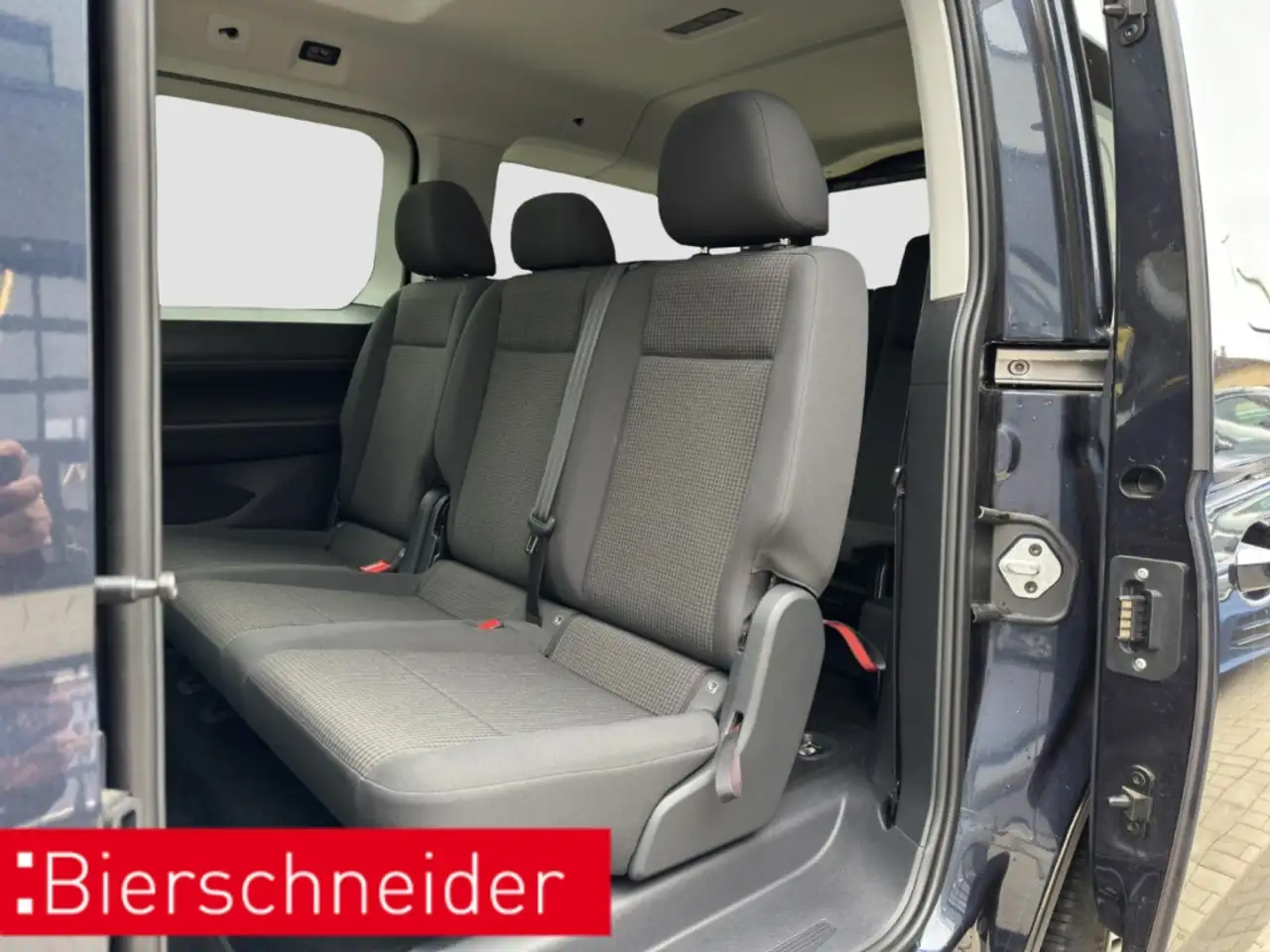 Volkswagen Caddy 1.5 TSI DSG KAMERA NAVI SHZ PARK ASSIST — Vehicle gallery 21