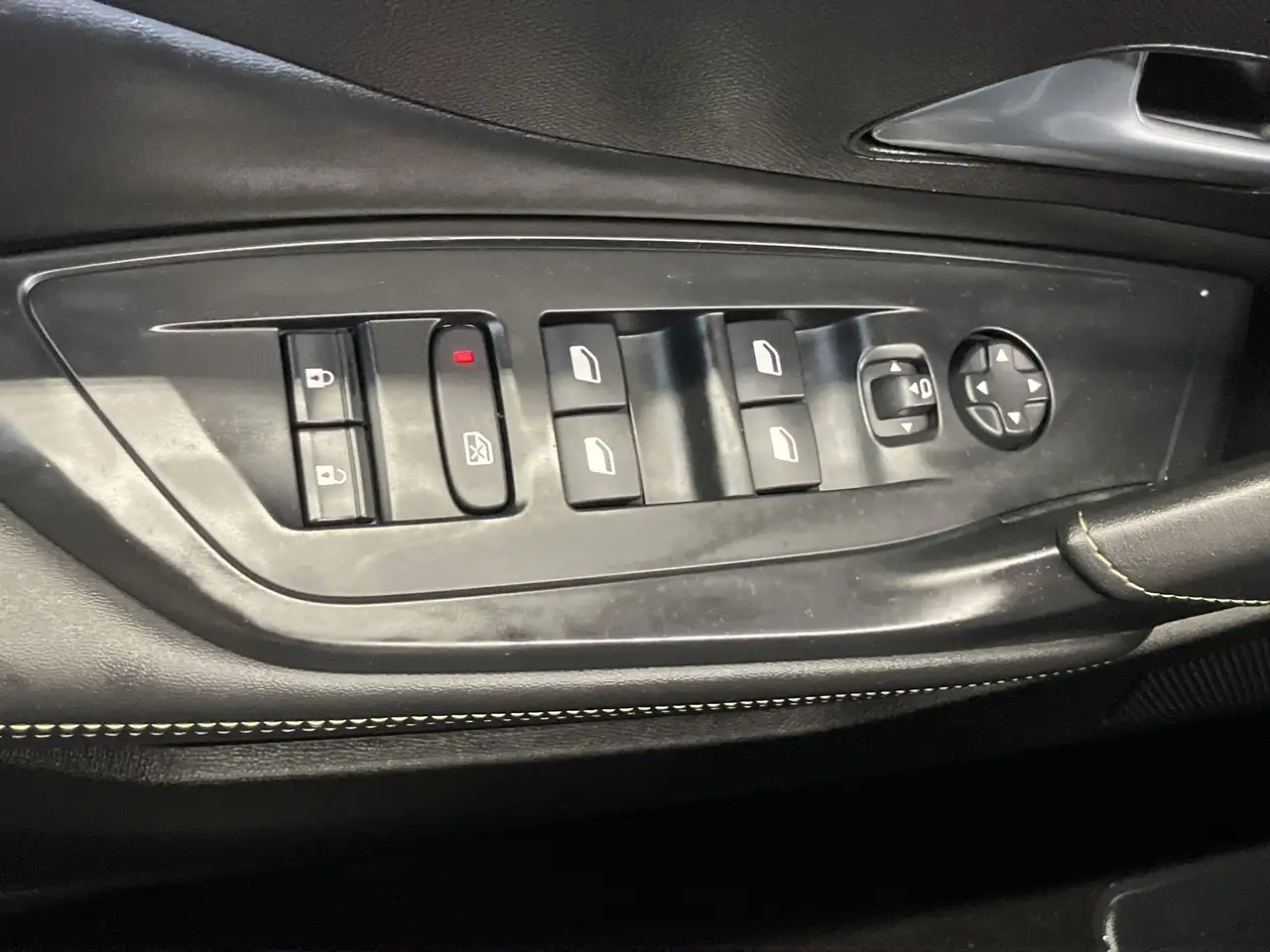 Peugeot 408 1.2 130 PureTech GT ACC+Alcantara+LED+Navi — Vehicle gallery 14