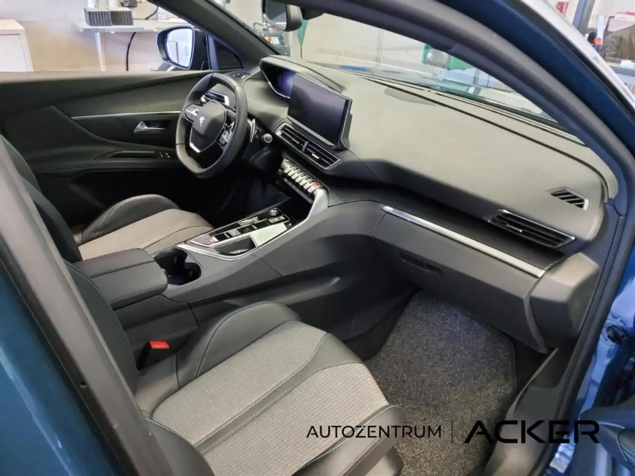 Peugeot 3008 Allure Pack PureTech 130 8AT. LED/Navi -50%* — معرض صور السيارة 6