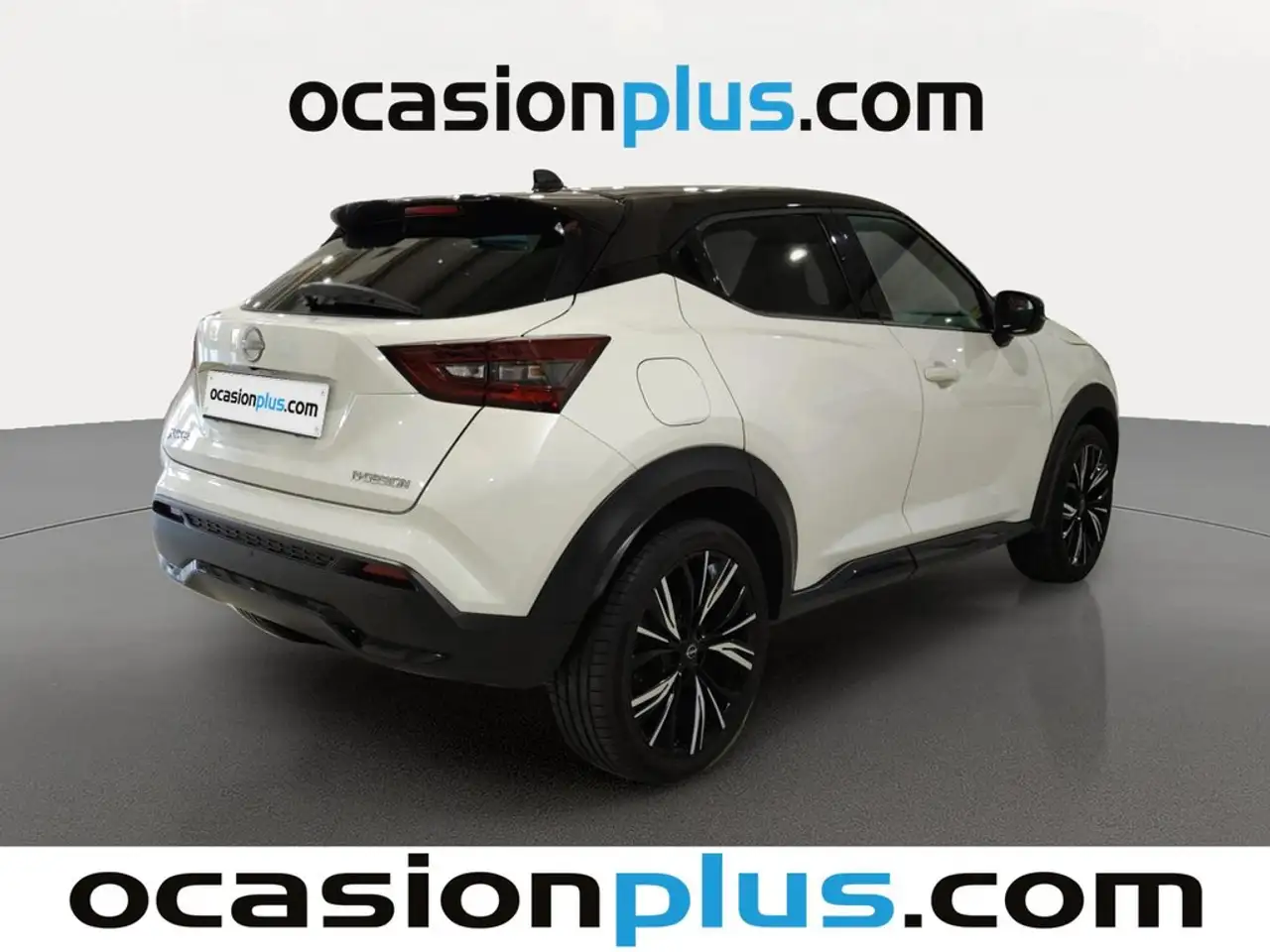 Nissan Juke 1.0 DIG-T N-Design Black 4x2 114 — معرض صور السيارة 4