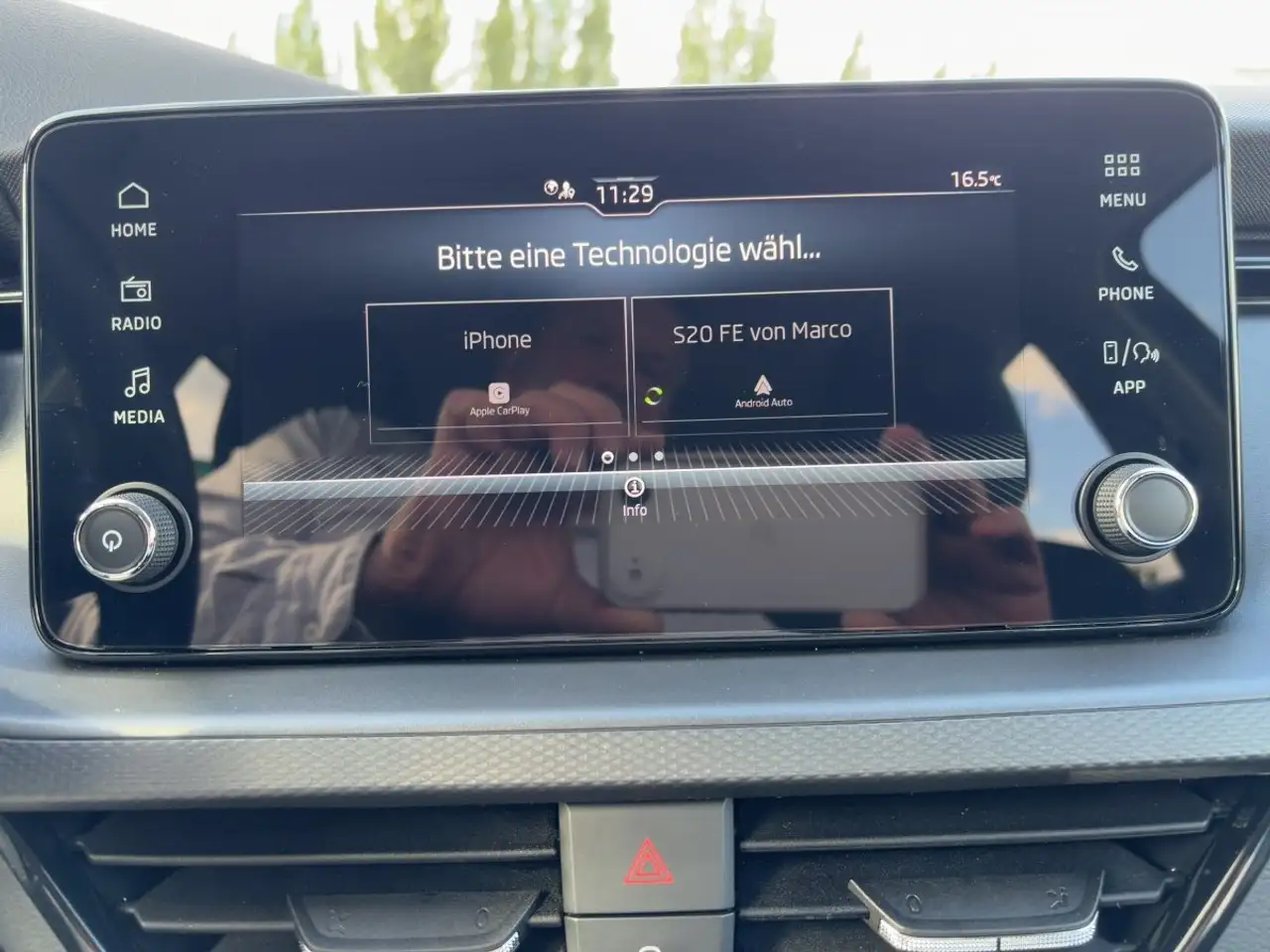 Skoda Kamiq 1.0 TSI Essence Klima Virt.Cockpit SmartLink PDC L — معرض صور السيارة 16