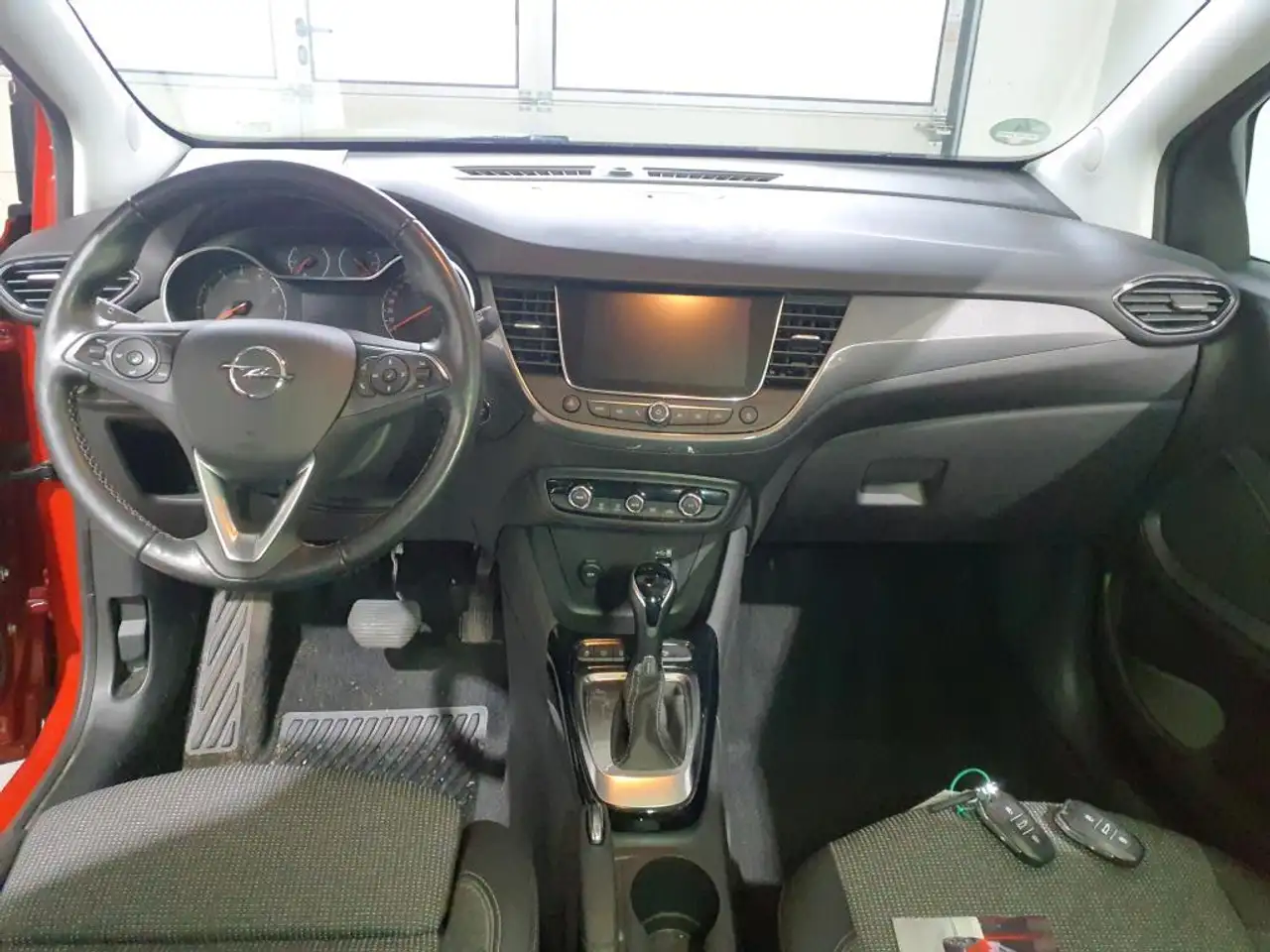 Opel Crossland 1.2 Automatik Elegance *SHZ*CAM*NAVI* — Galerie du véhicule 9