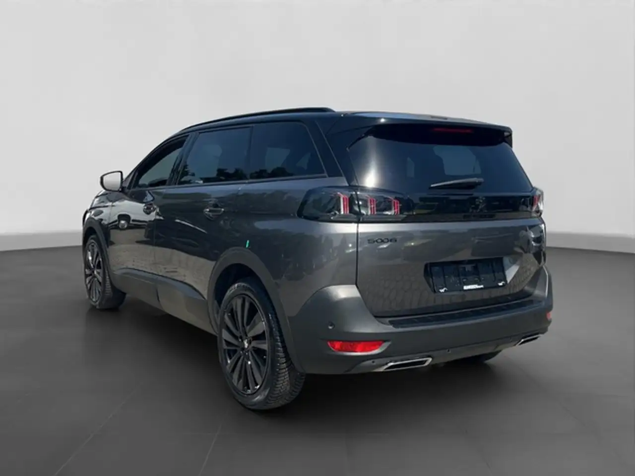 Peugeot 5008 GT HYBRID 136 e-DSC6 7-Sitzer PANO MASSAGE KAME... — Vehicle gallery 3