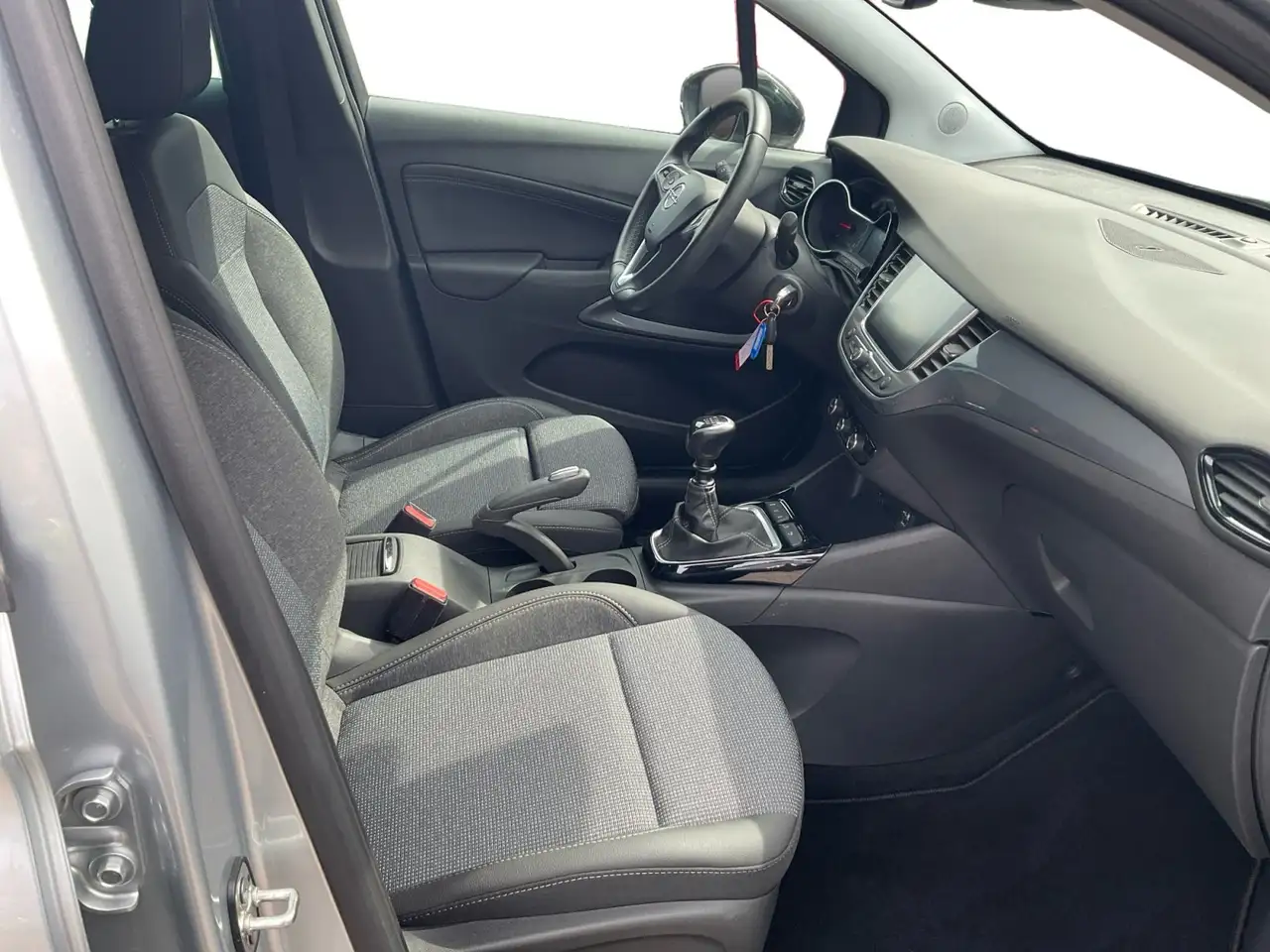 Opel Crossland 1.2 Elegance Klima Kamera AHK wenig KM — معرض صور السيارة 17
