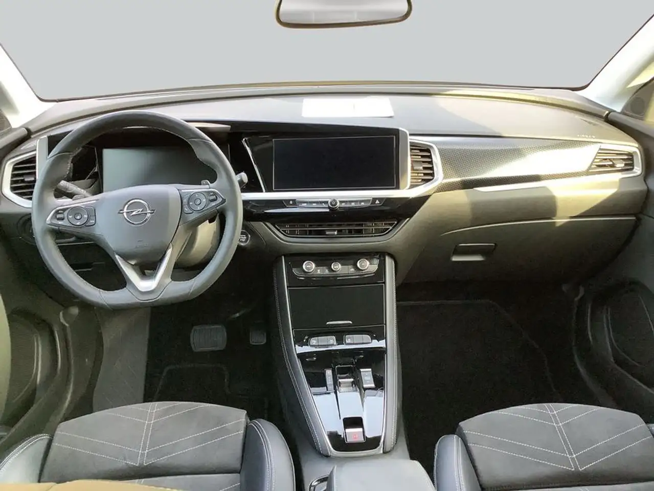 Opel Grandland Grandland 1.2 DI Auto GS *360KAM*AHK*ALCAN* — Galerie du véhicule 11