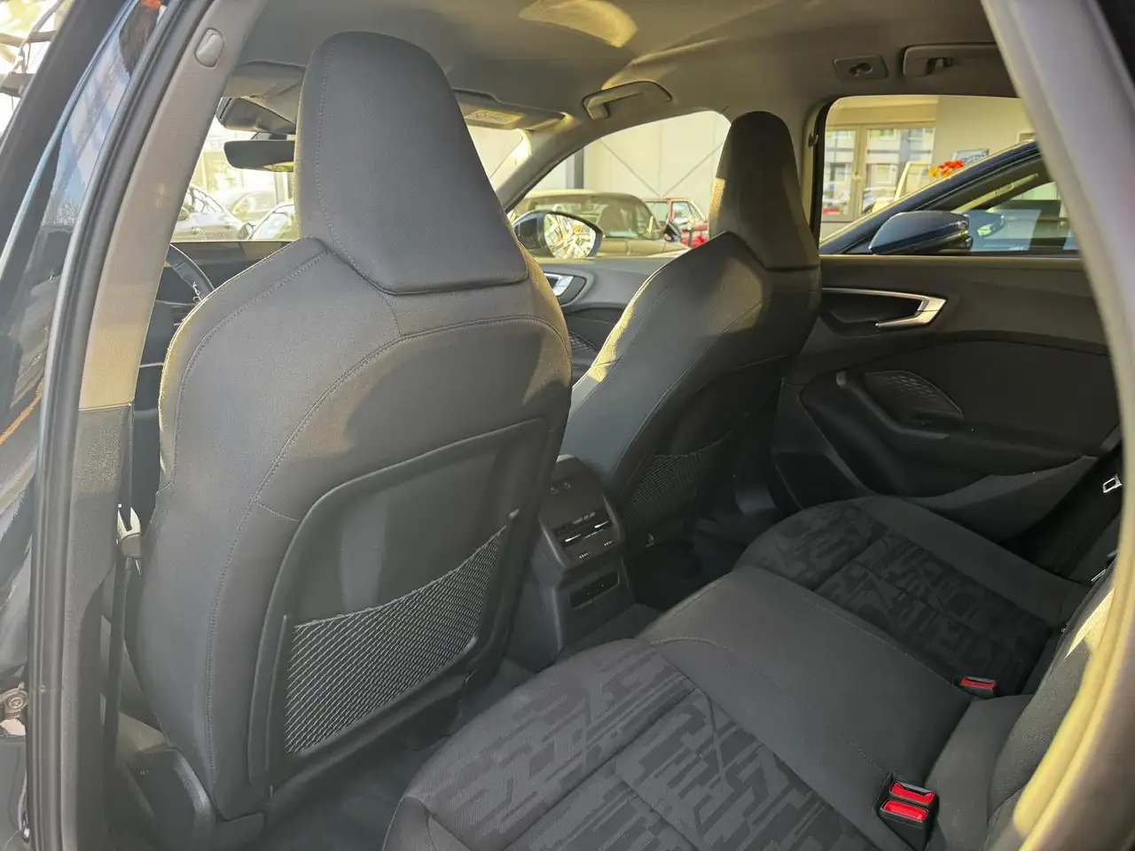 Audi A5 Lim. 2.0 TFSI edition one "S-Line/LED/ACC" — معرض صور السيارة 16