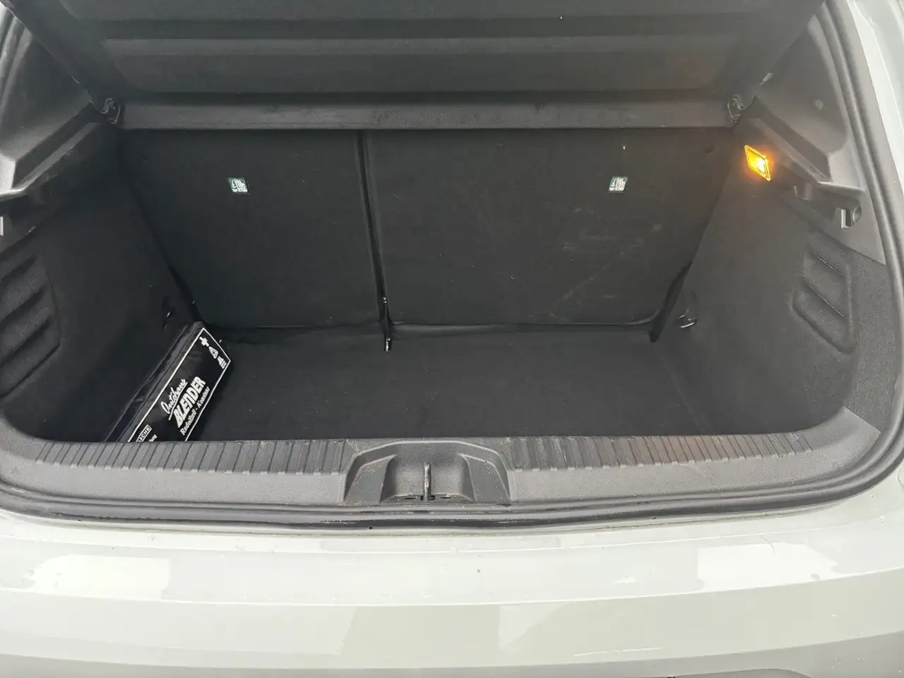 Renault Clio EVOLUTION TCe 90 — Galería del vehículo 13