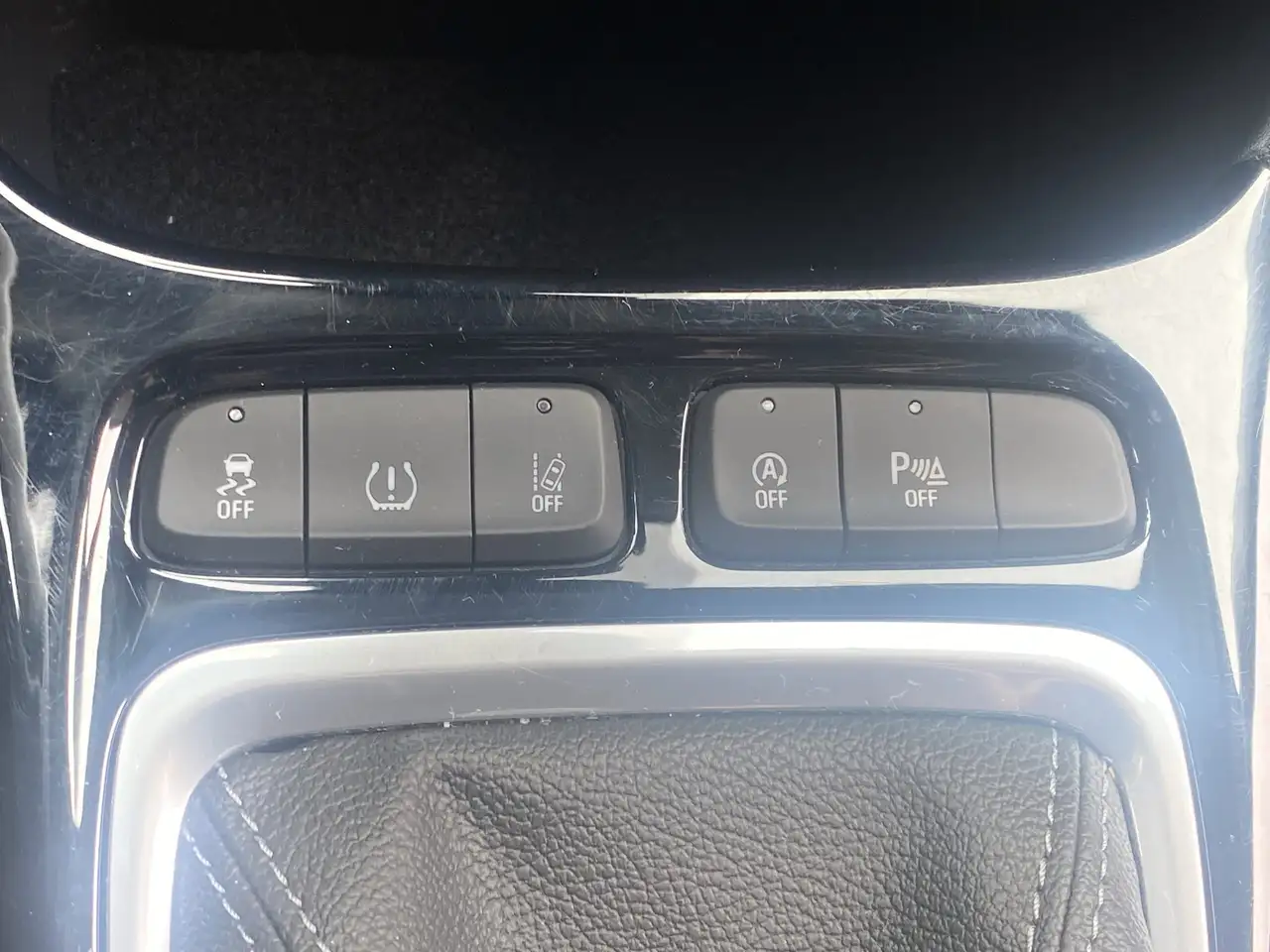Opel Crossland 1.2 Turbo Enjoy LED+SHZ+Fernlichtass. — Galería del vehículo 20