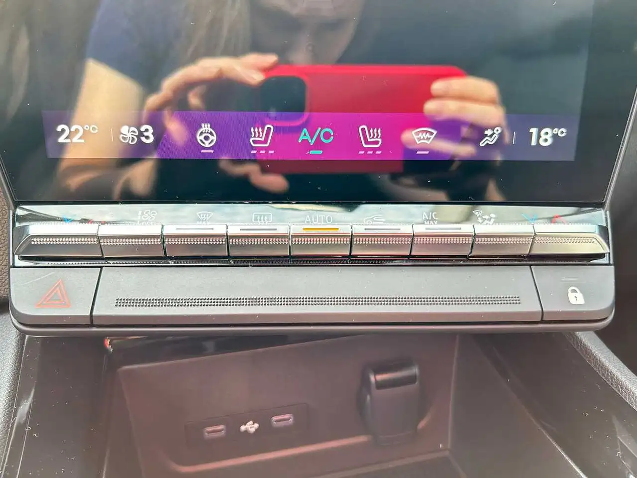 Renault Rafale E-Tech Techno FullHybr. 200 — معرض صور السيارة 17
