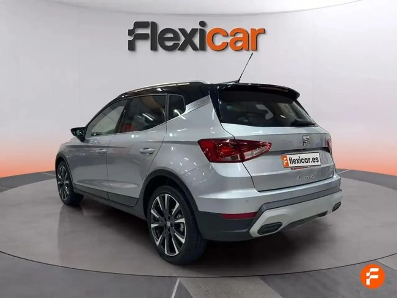 SEAT Arona 1.5 EcoTSI S&S Special Edition DSG7 150 — معرض صور السيارة 5