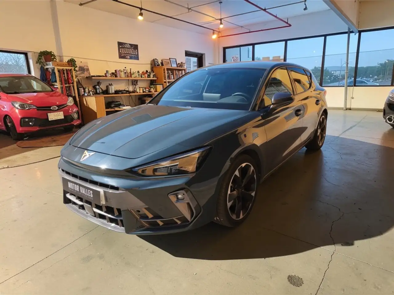 CUPRA Leon 1.5 eTSI 110 DSG — Galería del vehículo 11
