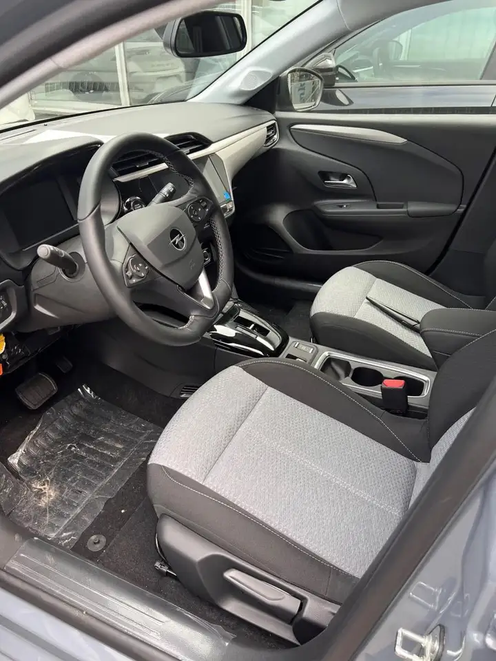 Opel Corsa CORSA, Multimedia, LED — Vehicle gallery 10