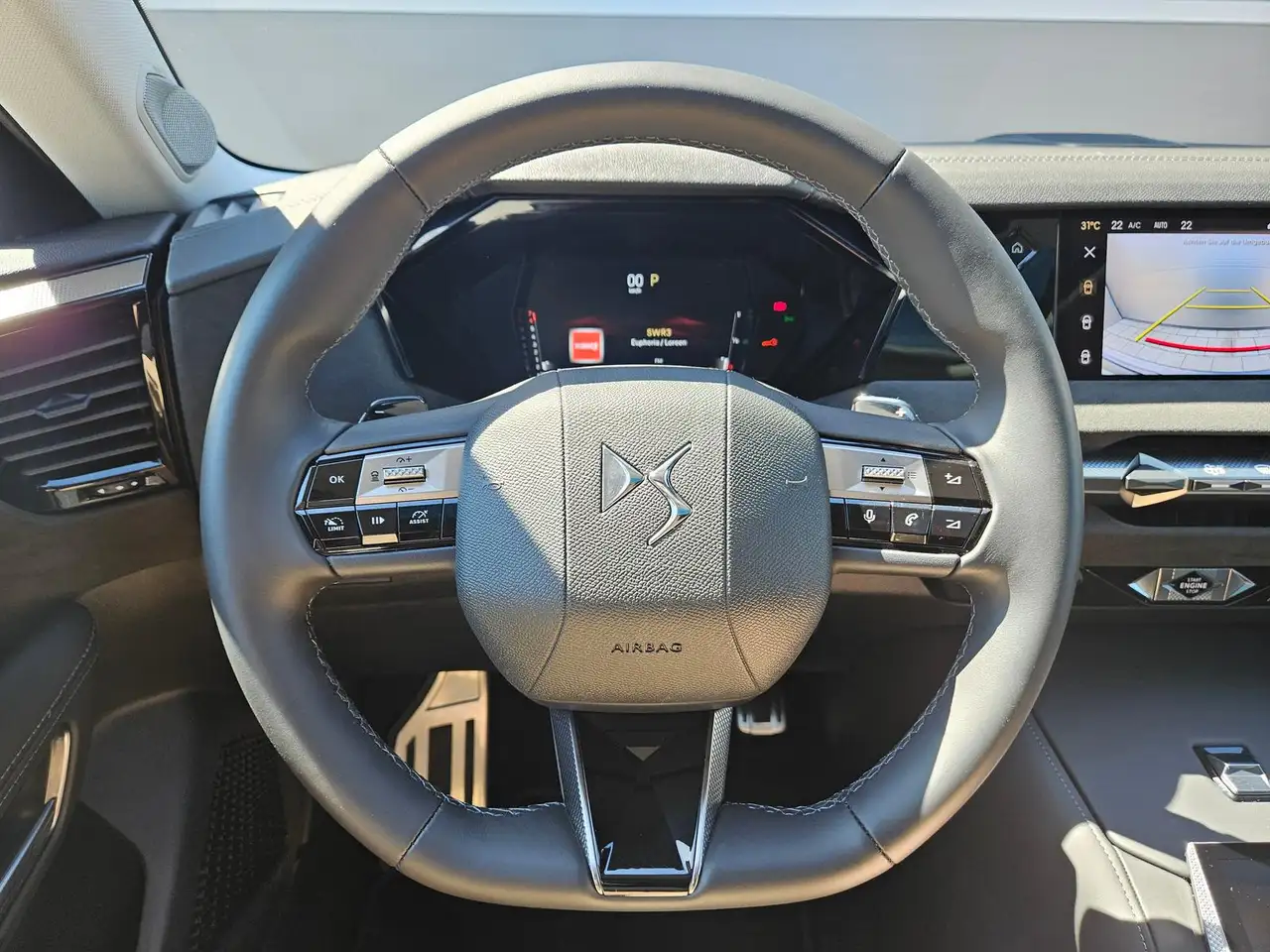 DS Automobiles DS 4 Étoile Alcantara PT130 EAT8 Pano-Dach*HUD*LED — Vehicle gallery 10
