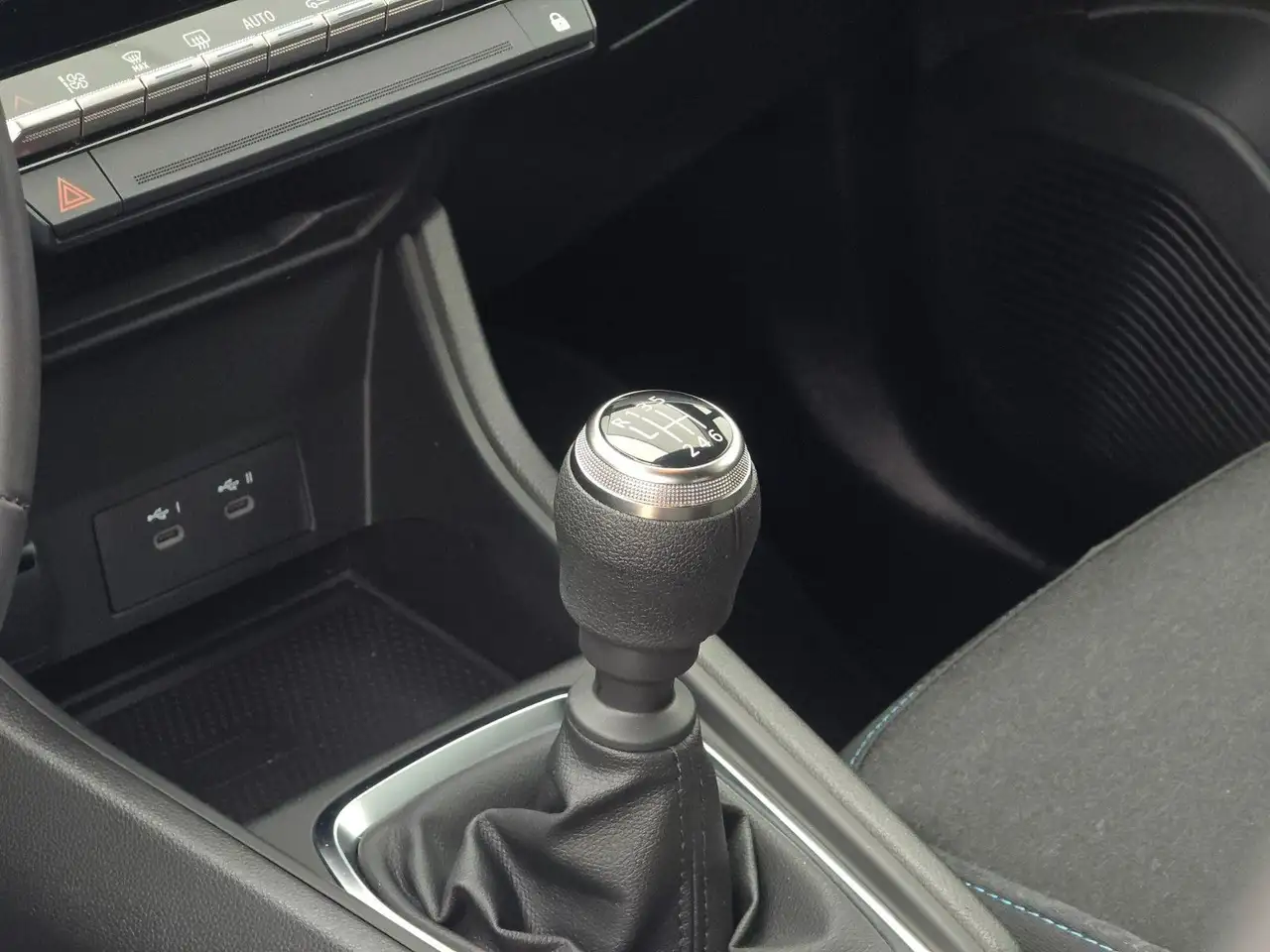 Mitsubishi ASX Plus — Galerie du véhicule 24