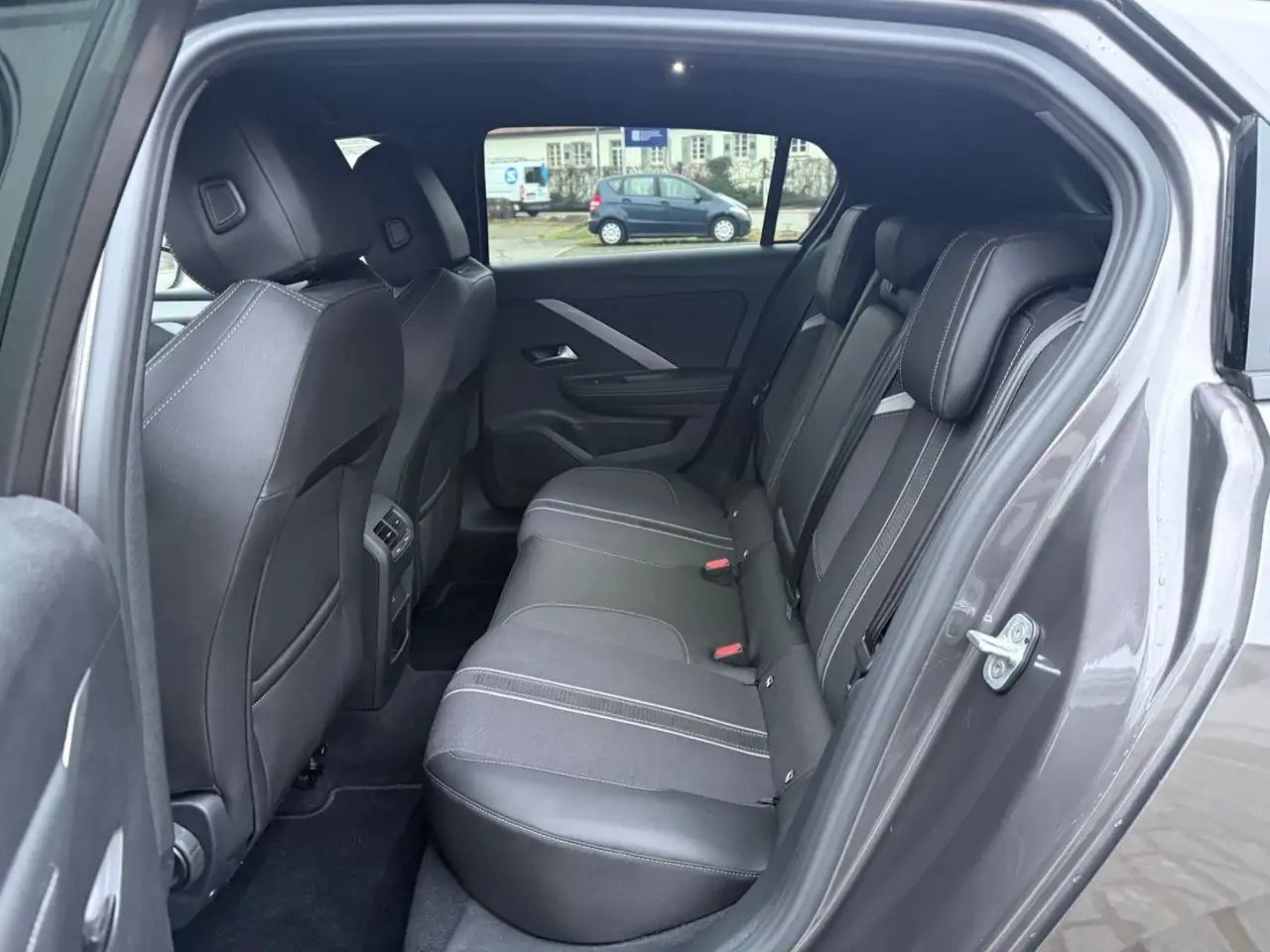 Opel Astra L Lim. 1.2 Turbo GS/AHK/Navi/360Kamera/LED — معرض صور السيارة 15