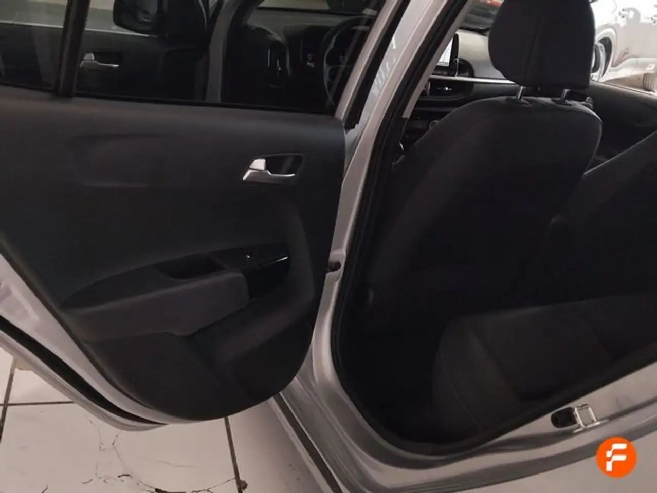 Kia Picanto 1.0 DPi GT-line AMT — معرض صور السيارة 12