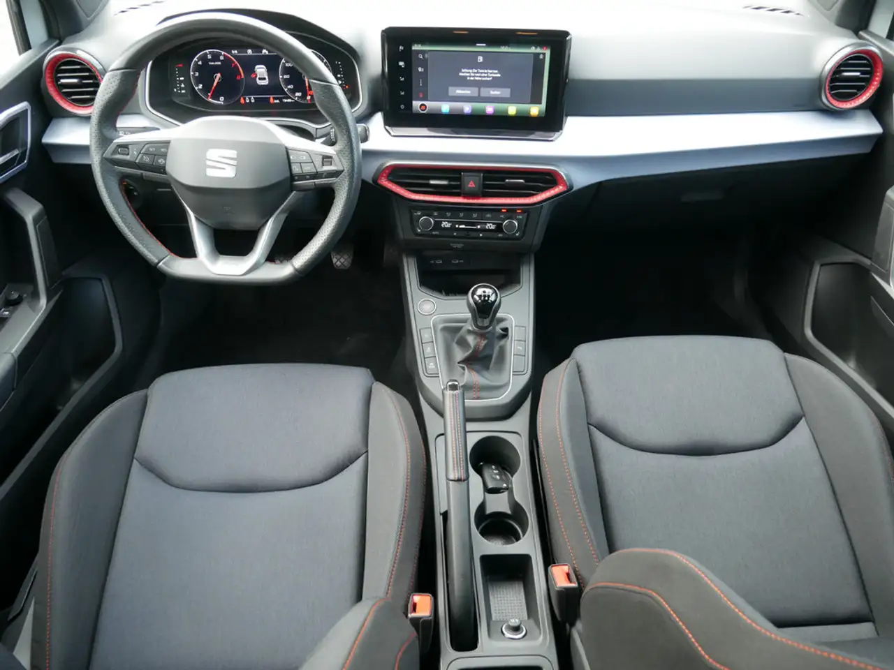 SEAT Ibiza 1.0 TSI FR FACEL. LED 18"-LM VOLL-LED — معرض صور السيارة 7