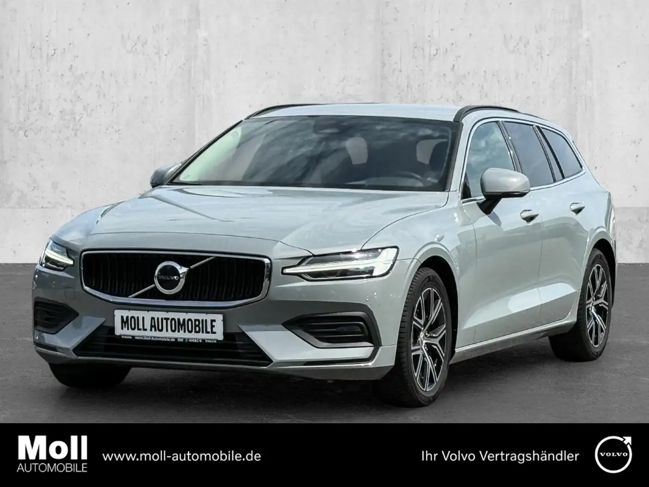 Volvo V60 Kombi Core B4 Benzin EU6d AHK Digitales Cockpit So — Bergheim