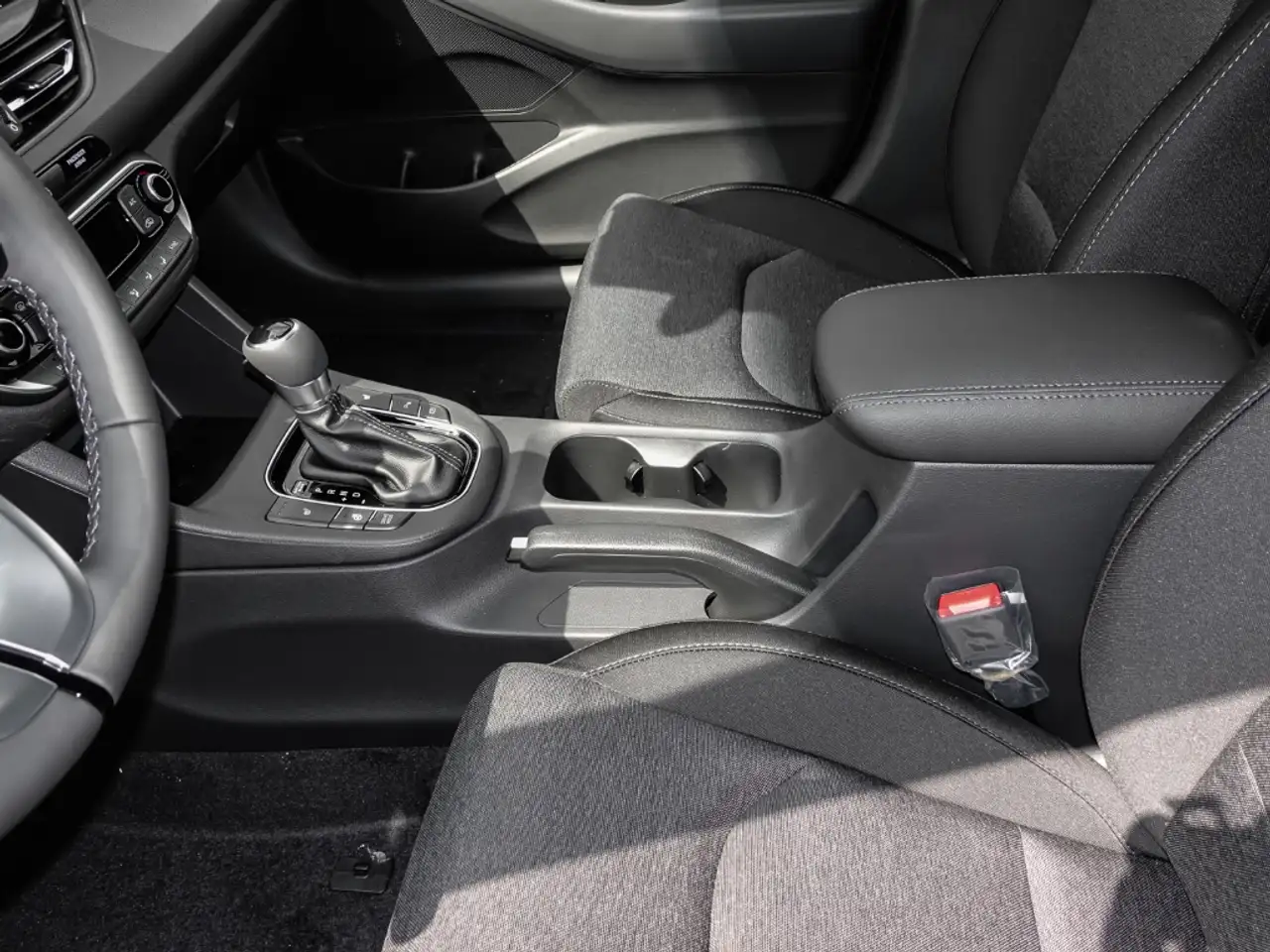 Hyundai i30 TREND 7-DCT Navi LED Apple CarPlay Android Auto Me — Galerie du véhicule 11