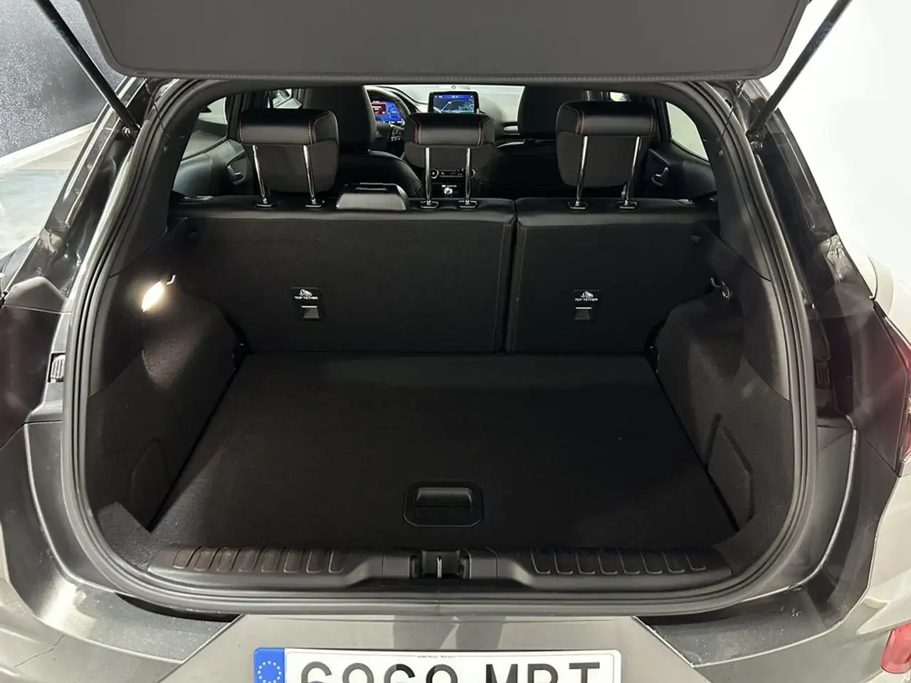 Ford Puma 1.0 EcoBoost MHEV ST-Line X 125 — معرض صور السيارة 12