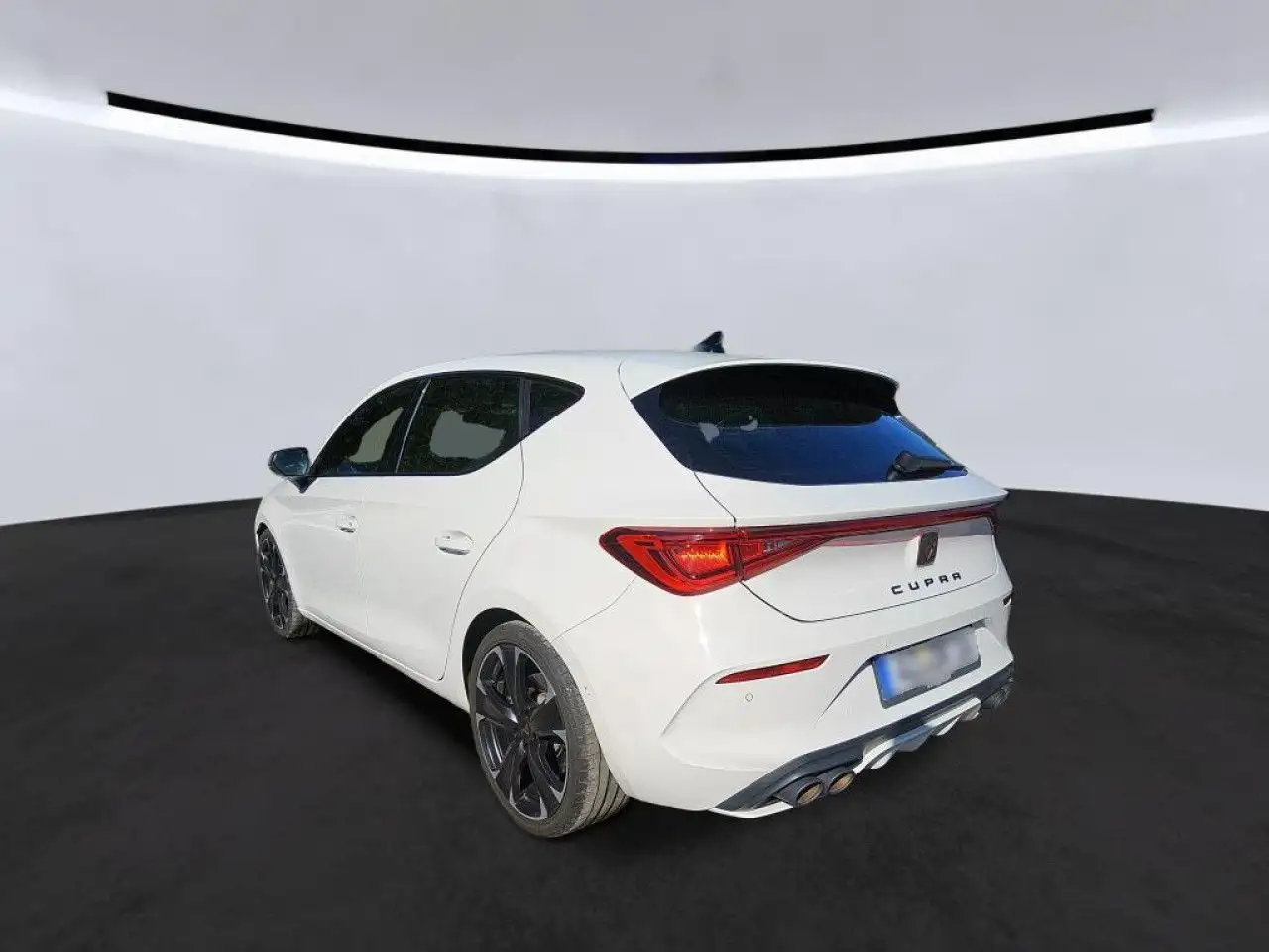 CUPRA Leon VZ 2.0 TSI DSG Kamera BeatsAudio Matrix LED — Vehicle gallery 4