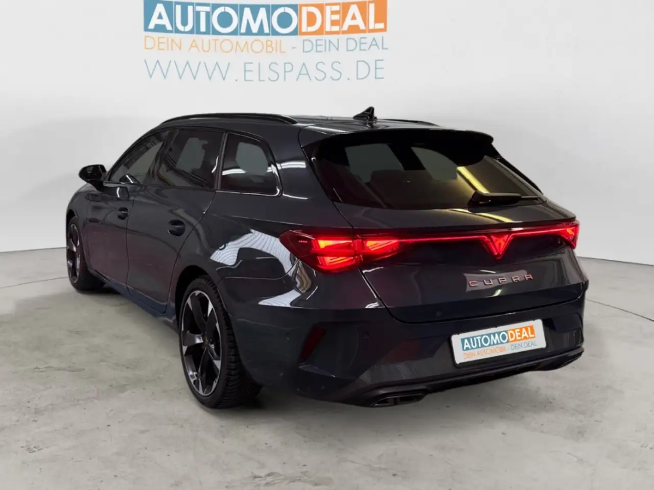 CUPRA Leon ST AUTOMATIK NAV LED PANODACH DIG-DISPLAY KAMERA A — Vehicle gallery 7