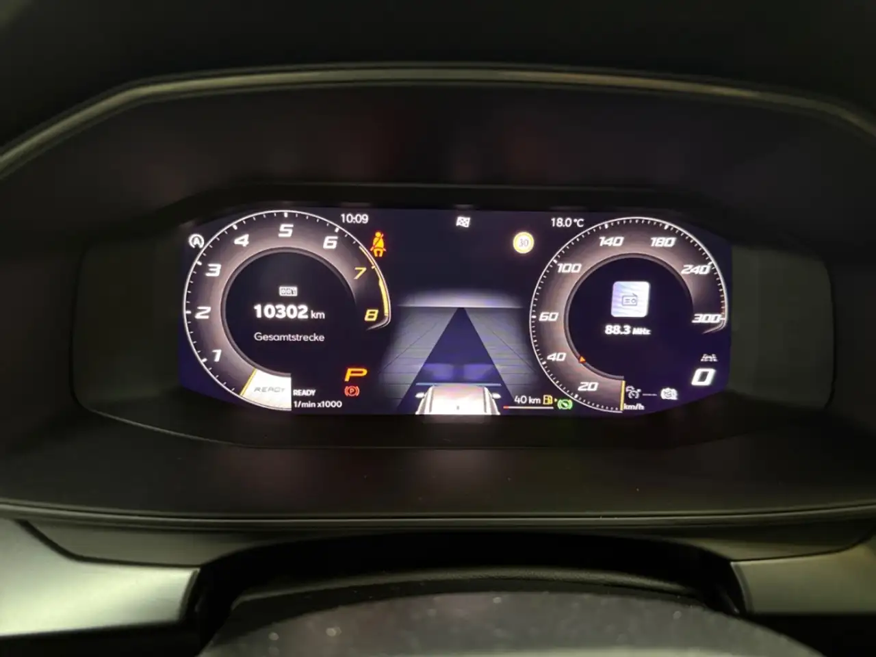 CUPRA Leon ST AUTOMATIK NAV LED PANODACH DIG-DISPLAY KAMERA A — Vehicle gallery 11