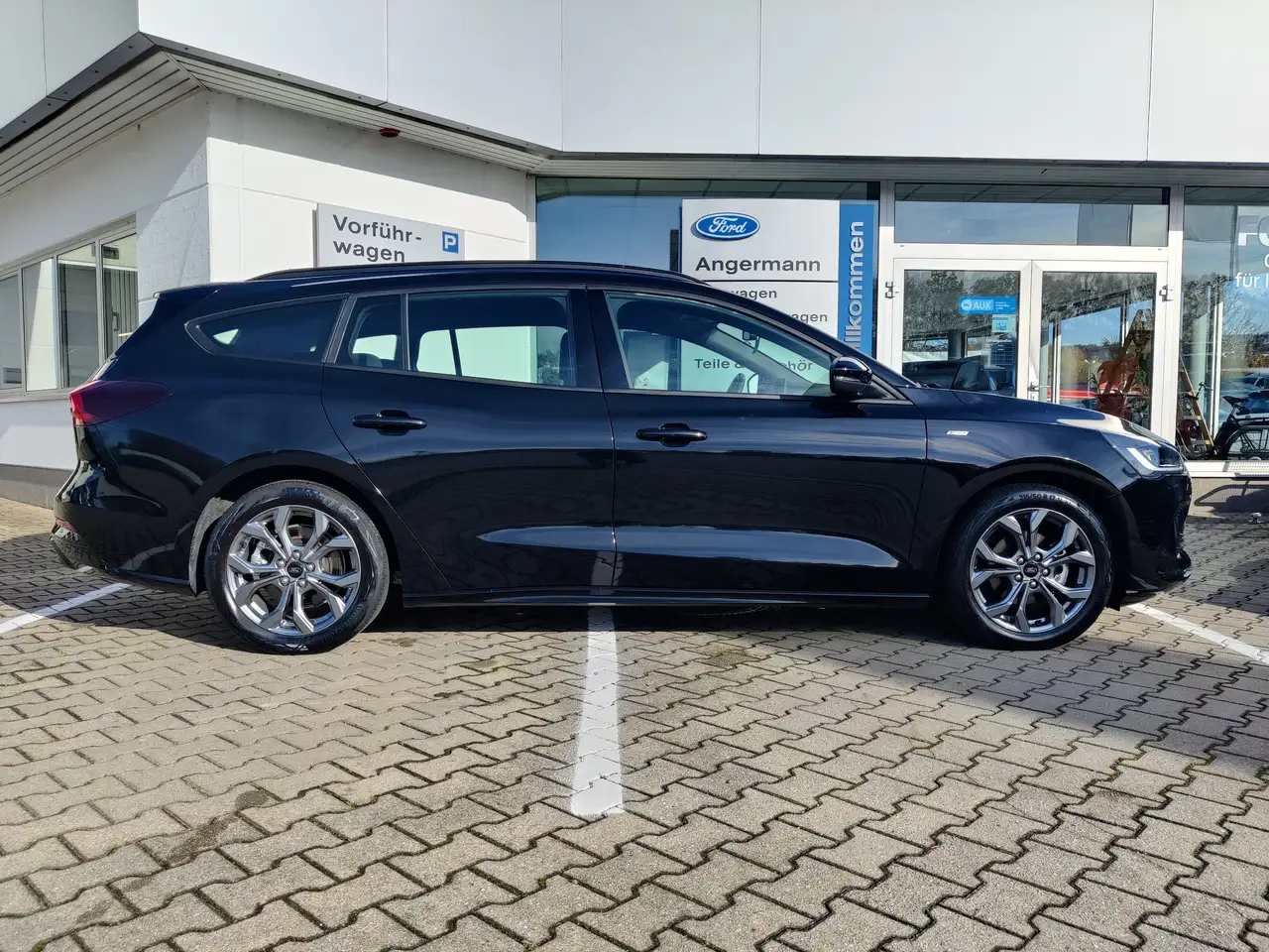 Ford Focus ST-Line — Galerie du véhicule 11