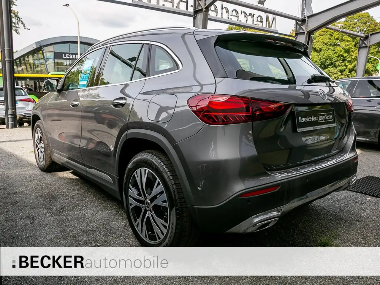 Mercedes-Benz GLA 200 GLA 200 PROGRESSIVE KAMERA BURMESTER KEYLESS GO — Galerie du véhicule 3