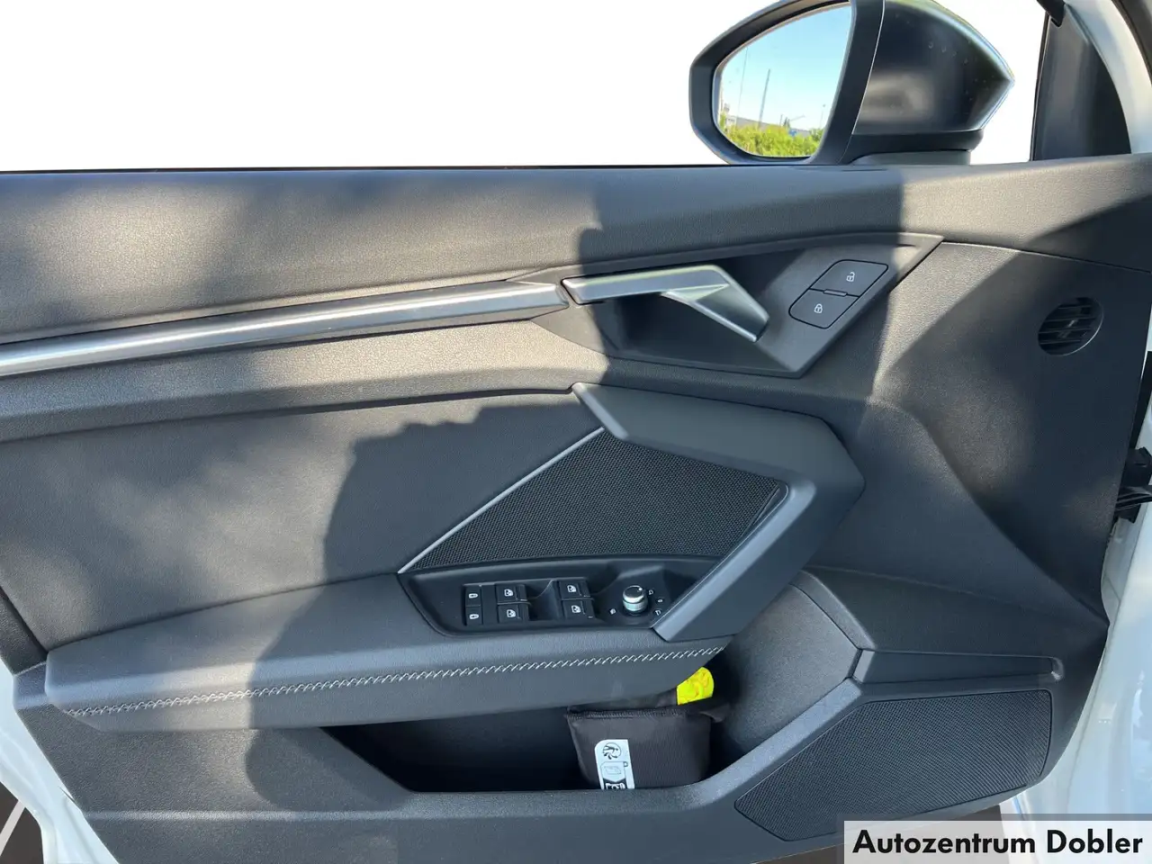 Audi S3 Sportback 2.0 TFSI 228kW S tronic PDC Bluetooth — معرض صور السيارة 12