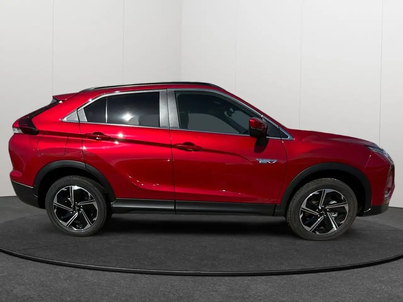 Mitsubishi Eclipse Cross PHEV Kaiteki 4WD — معرض صور السيارة 7