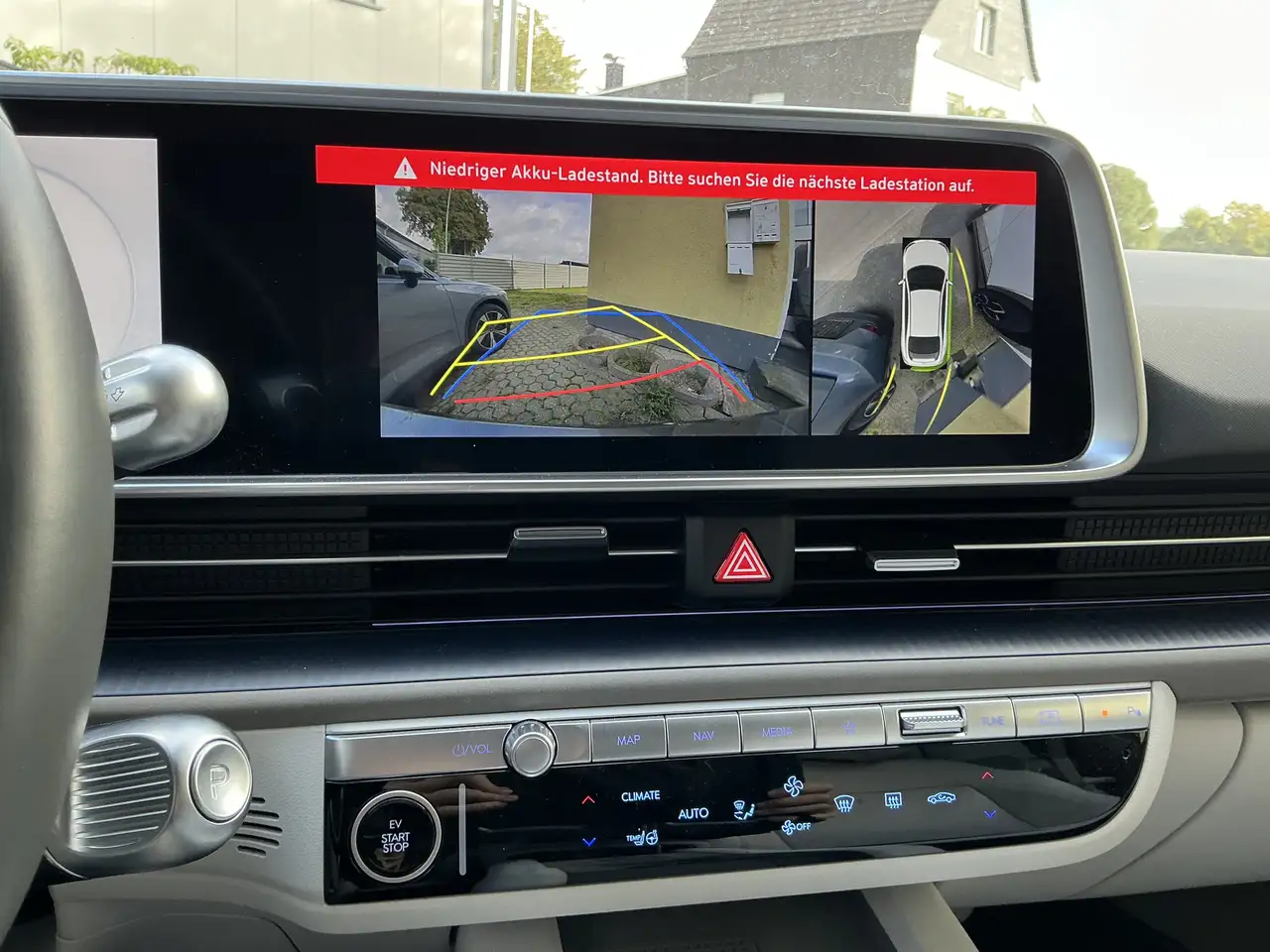Hyundai IONIQ 6 Uniq Leder BOSE Memory 360Cam HUD ACC — Vehicle gallery 11